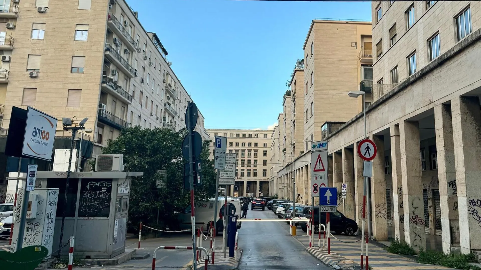 Pensión Residenze Chamur- Grattacielo Palermo
